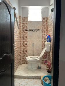 Bathroom Image of 650 Sq.ft 2 BHK Apartment / Flat for sale in Govindpura Bhopal for Rs. 4000000