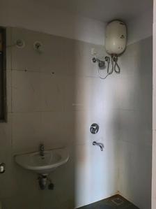 Common Bathroom Image of 777 Sq.ft 1.5 BHK Apartment / Flat for sale in Lodha Casa Rio, Palava Phase 1 Thane for Rs. 4100000