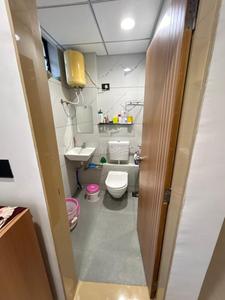 Bathroom Image of 1404 Sq.ft 2 BHK Penthouse for sale in Devyug Shanti Pujya Homes, Chandlodia Ahmedabad for Rs. 12000000