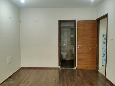Bedroom Image of 1020 Sq.ft 2 BHK Apartment / Flat for sale in K Raheja Vistas, Powai Mumbai for Rs. 29500000