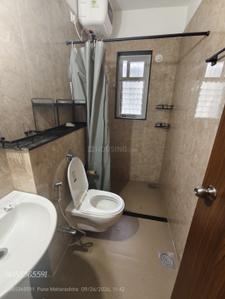 Bathroom Image of 1300 Sq.ft 2 BHK Apartment / Flat for rent in D And T Rajkamal Park Co Op Housing Society Ltd, Aundh Pune for Rs. 45000