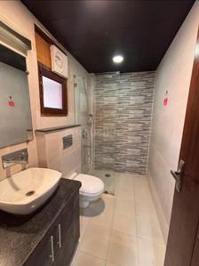 Image of 2000 Sq.ft 3 BHK Builder Floor for sale in Sector 45, Gurgaon for Rs. 24000000