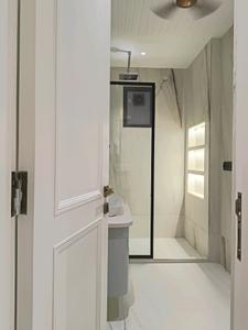 Common Bathroom Image of 2200 Sq.ft 5 BHK Builder Floor for sale in Nikunj Ultra Luxury Floors, Indirapuram Ghaziabad for Rs. 40000000