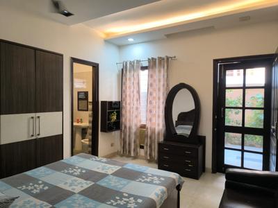 Bedroom Image of 1100 Sq.ft 1 RK Builder Floor for rent in Sector 21D Faridabad for Rs. 17000