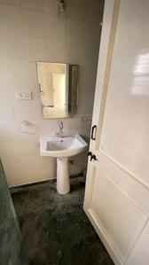 Bathroom Image of 1000 Sq.ft 2 BHK Apartment / Flat for sale in Shewale Park, Karve Nagar Pune for Rs. 9700000