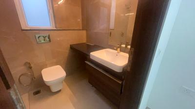 Image of 1012 Sq.ft 2 BHK Apartment / Flat for sale in Smartworld Orchard, Sector 61, Gurgaon for Rs. 17000000