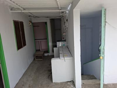 Bathroom Image of 700 Sq.ft 1 BHK Builder Floor for rent in Mylapore Chennai for Rs. 9000