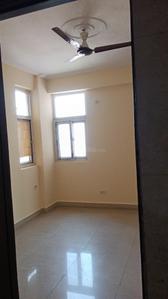 Bedroom Image of 1600 Sq.ft 3 BHK Apartment / Flat for rent in Amrapali Empire, Crossings Republik Ghaziabad for Rs. 20000