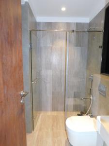 Bedroom Image of 795 Sq.ft 2 BHK Apartment / Flat for sale in Seasons Trimurti, Santacruz West Mumbai for Rs. 52000000