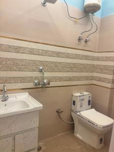 Image of 700 Sq.ft 2 BHK Builder Floor for rent in Palam Vihar, Gurgaon for Rs. 32000