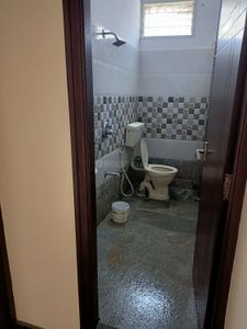 Bathroom Image of 500 Sq.ft 1 BHK Apartment / Flat for rent in Rayasandra Bengaluru for Rs. 12000