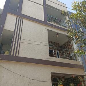 5 BHK Independent House