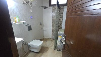 Image of 2500 Sq.ft 4 BHK Builder Floor for sale in Rajouri Garden, New Delhi for Rs. 40000000