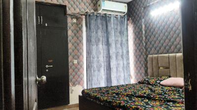 Bedroom Image of 585 Sq.ft 1 BHK Apartment / Flat for rent in Aditya Urban Homes, Bamheta Village Ghaziabad for Rs. 17000