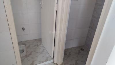 Bathroom Image of 369 Sq.ft 1 BHK Apartment / Flat for rent in Bamheta Village Ghaziabad for Rs. 8000