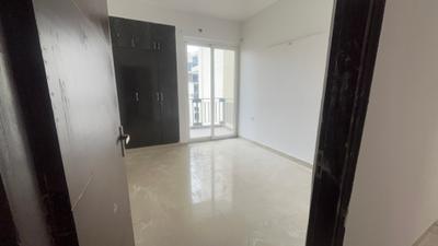 Bedroom Image of 900 Sq.ft 2 BHK Apartment / Flat for rent in Sikka Karnam Greens, Sector 143B Noida for Rs. 26000