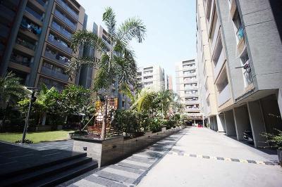 Image of 2205 Sq.ft 3 BHK Apartment / Flat for sale in Samved Green Valley, Sargasan, Gandhinagar for Rs. 11500000