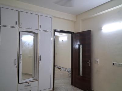 Bedroom Image of 1350 Sq.ft 3 BHK Builder Floor for sale in Paschim Vihar New Delhi for Rs. 25000000