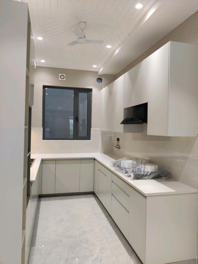 Independent Builder Floor Main Image 1
