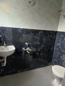 Bathroom Image of 850 Sq.ft 2 BHK Builder Floor for rent in Urapakkam Chennai for Rs. 20000