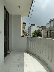 Bedroom One Image of 1200 Sq.ft 2 BHK Builder Floor for rent in Ansal Executive Residency, Sector 57 Gurgaon for Rs. 35000