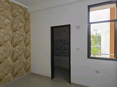 Bedroom Image of 750 Sq.ft 2 BHK Builder Floor for sale in DLF Ankur Vihar Ghaziabad for Rs. 2375000