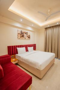 Bedroom Image of 585 Sq.ft 1 RK Apartment / Flat for sale in Gomti Nagar Extension Lucknow for Rs. 5500000