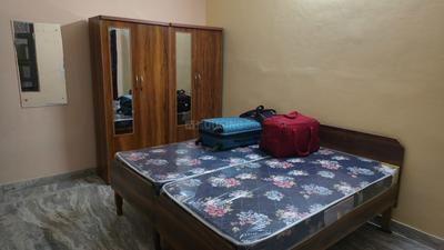 Bedroom Image of Neha girls pg in Sector 70, Noida