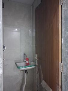Common Bathroom Image of 980 Sq.ft 2 BHK Apartment / Flat for sale in GCM Gomati Apartment, Sector 49 Noida for Rs. 3800000