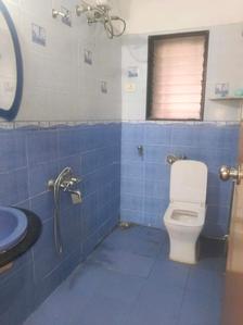 Common Bathroom Image of 1150 Sq.ft 3 BHK Apartment / Flat for sale in Lokhandwala Whispering Palms Xxclusives, Kandivali East Mumbai for Rs. 30000000