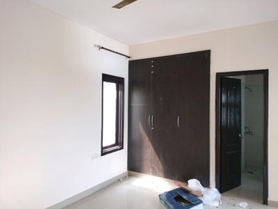 Bedroom Image of 1800 Sq.ft 3.5 BHK Apartment / Flat for rent in RPS Savana, Sector 88 Faridabad for Rs. 30000