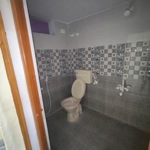 Bathroom Image of 650 Sq.ft 2 BHK Independent House for rent in Kannampalayam Coimbatore for Rs. 12000