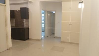 Living Room Image of 950 Sq.ft 2 BHK Apartment / Flat for sale in Supertech Livingston, Crossings Republik Ghaziabad for Rs. 7500000