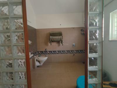 Bathroom Image of 4708 Sq.ft 4 BHK Independent House for sale in Thaltej Ahmedabad for Rs. 95000000