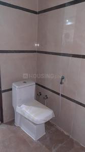 Bathroom Image of 1400 Sq.ft 3 BHK Apartment / Flat for sale in Sector 10A Gurgaon for Rs. 8185000