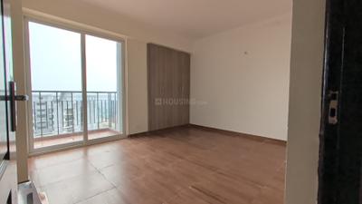Bedroom Image of 1750 Sq.ft 3 BHK Apartment / Flat for rent in Assotech The Nest, Crossings Republik Ghaziabad for Rs. 25000