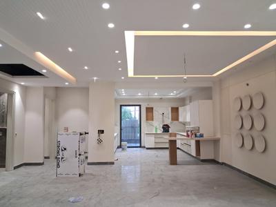 Living Room Image of 2800 Sq.ft 4 BHK Builder Floor for sale in Paschim Vihar New Delhi for Rs. 62500000