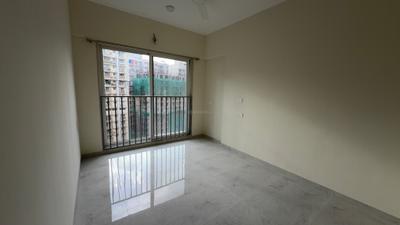 Bedroom Image of 800 Sq.ft 3 BHK Apartment / Flat for rent in Swastik Platinum, Vikhroli East Mumbai for Rs. 72000