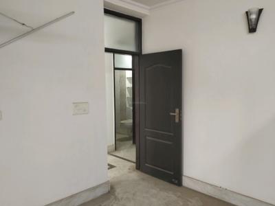 Bedroom Image of 2200 Sq.ft 6 BHK Apartment / Flat for sale in Vikaspuri Luxury Homes, KG-III New Delhi for Rs. 20000000