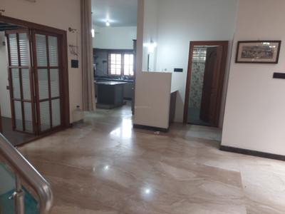Living Room Image of 2400 Sq.ft 4 BHK Independent House for rent in HSR Layout Bengaluru for Rs. 210000