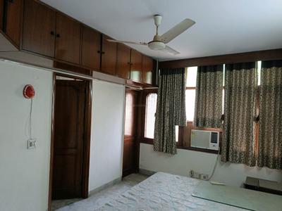Bedroom Image of 1350 Sq.ft 3 BHK Builder Floor for sale in Malviya Nagar New Delhi for Rs. 21000000