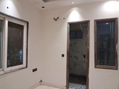 Bedroom Image of 900 Sq.ft 3 BHK Builder Floor for sale in Paschim Vihar New Delhi for Rs. 18500000