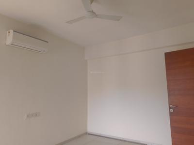 Bedroom Image of 5470 Sq.ft 5 BHK Apartment / Flat for rent in Iscon Platinum, Bopal Ahmedabad for Rs. 150000