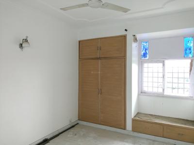 Bedroom Image of 2200 Sq.ft 4 BHK Apartment / Flat for sale in Meera Bai Apartments, Sector 5 Dwarka New Delhi for Rs. 27500000