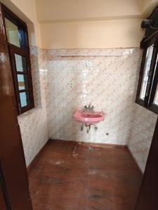 Image of 1800 Sq.ft 3 BHK Apartment / Flat for rent in DDA Tarang Apartments, Patparganj, New Delhi for Rs. 50000