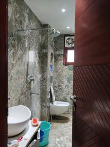Common Bathroom Image of 1300 Sq.ft 3 BHK Builder Floor for sale in Indirapuram Ghaziabad for Rs. 12500000