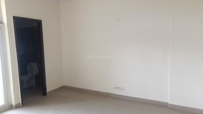 Bedroom Image of 1835 Sq.ft 3 BHK Apartment / Flat for sale in Amrapali Silicon City, Sector 76 Noida for Rs. 19800000