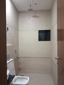 Common Bathroom Image of 1128 Sq.ft 3 BHK Builder Floor for sale in Paschim Vihar New Delhi for Rs. 21000000