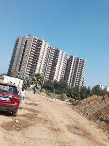 Image of 745 Sq.ft 3 BHK Apartment / Flat for sale in Diplomats Golf Link, Sector 110, Gurgaon for Rs. 7900000