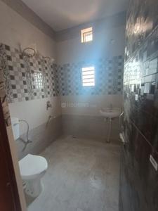 Bathroom Image of 1450 Sq.ft 3 BHK Apartment / Flat for rent in Mubarakpur Dera Bassi for Rs. 20000